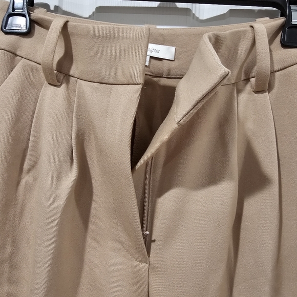 Favorite Daughter Favorite Pant - Picture 8 of 9